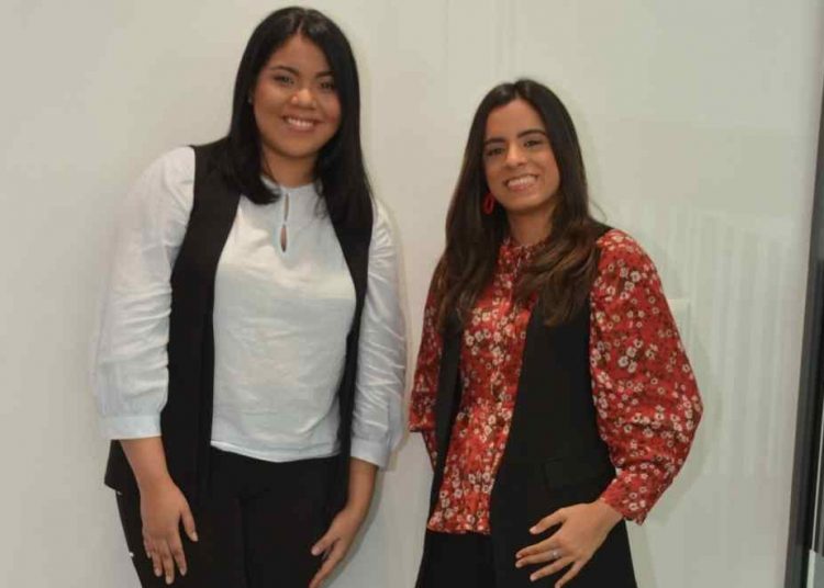 Esther Amaro y Gaby Comprés. | Lésther Álvarez