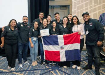 Ganaron la categoría de “Espíritu de competencia”, durante la 21ra Competencia de Diseño Sísmico de Pregrado.