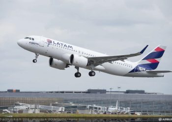 Modelo de avión A320 de Latam Airlines. | Europa Press.