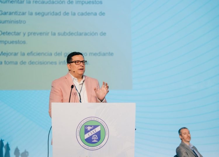 Amaury Abreu, afirmó que la trazabilidad fiscal en el país ha fortalecido la recaudación, reducido la evasión y aportado beneficios económicos y sociales.