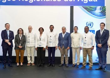 Participantes del evento analizan retos de gobernanza e inversión en recursos hídricos.