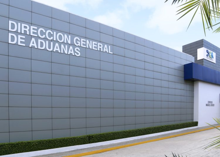Fachada de la Dirección General de Aduanas. - Fuente externa.