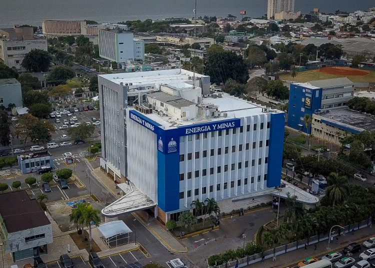 Fachada Ministerio de Energía y Minas. | Fuente externa.