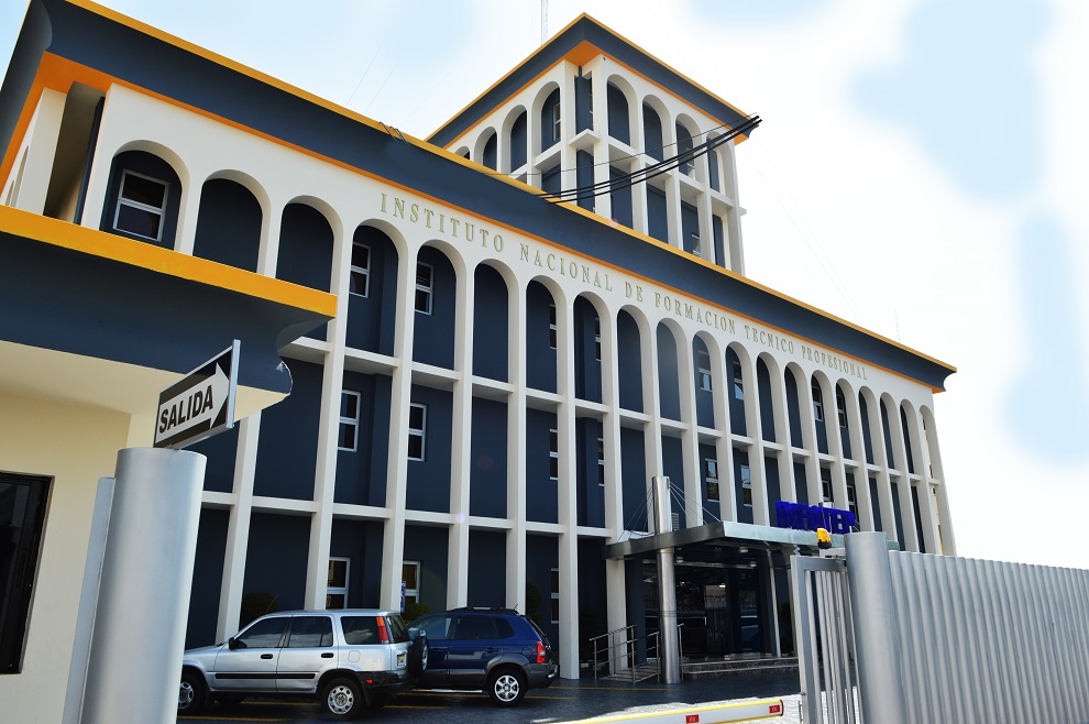 fachada oficina nacional infotep