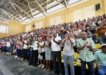 Familias que serán beneficiadas con plan titulación. - Fuente externa.