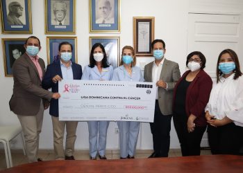 Fernando Disla, Juan José Alorda, Julia Guerra de Oller, Rosa Ivanovna Varela, Pedro Alorda,  Oneida Tejeda Joanny Cortorreal.