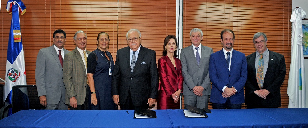 firma contrato bid brmg