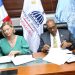 Contralor general de la República, Félix Antonio Santana García y la representante residente del PNUD, Inka Mattila. - Fuente externa.