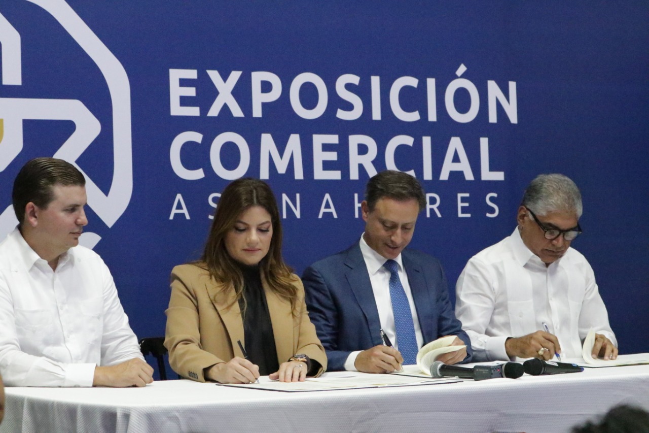 firma acuerdo mitur asonahores
