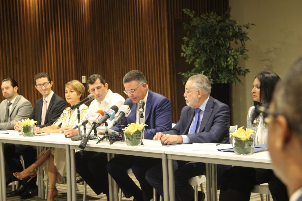 firma de acuerdo inversión fondos de pensiones