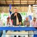 Durante un acto celebrado en el Municipio de San Antonio de Guerra, el Lic. Hecmilio Galván liberó simbólicamente en una laguna unos 500 alevines.- Fuente externa.