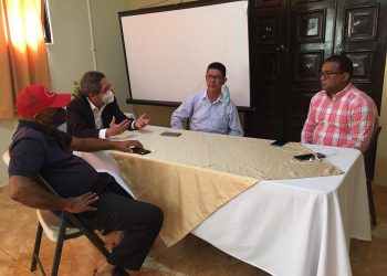 Fernando González, Roberto Paulino, José Rodríguez, y Edward Alcántara.