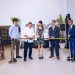 Miguel Barletta y otros ejecutivos de SDM cortan la cinta inaugural de la nueva sucursal.