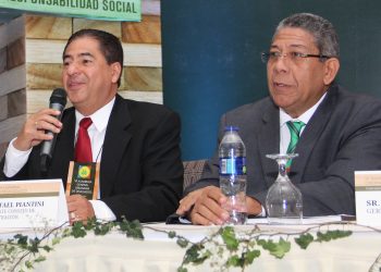 Rafael Piantini y Jesús Fernández, presidente y director general de Coopnazonaf. | Fuente externa.