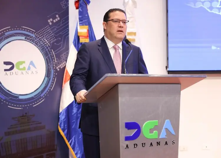 Yayo Sanz Lovatón, director de Aduanas.