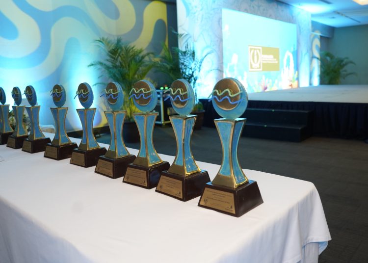 Trofeos del PEL. | Fuente externa.