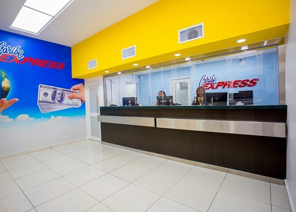 foto 2, fachada de caribe express
