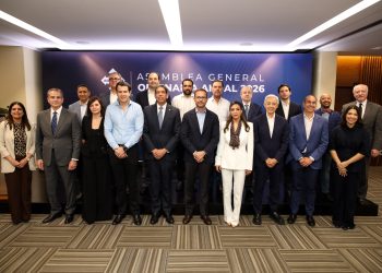Miembro del consejo de directores de Adoexpo.