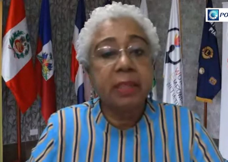 La vicepresidenta de BRA Dominicana, Nexcy De León, fue panelista del evento virtual.