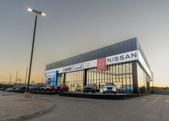 La actividad de inauguración incluyó un recorrido con representantes de la por las distintas áreas.