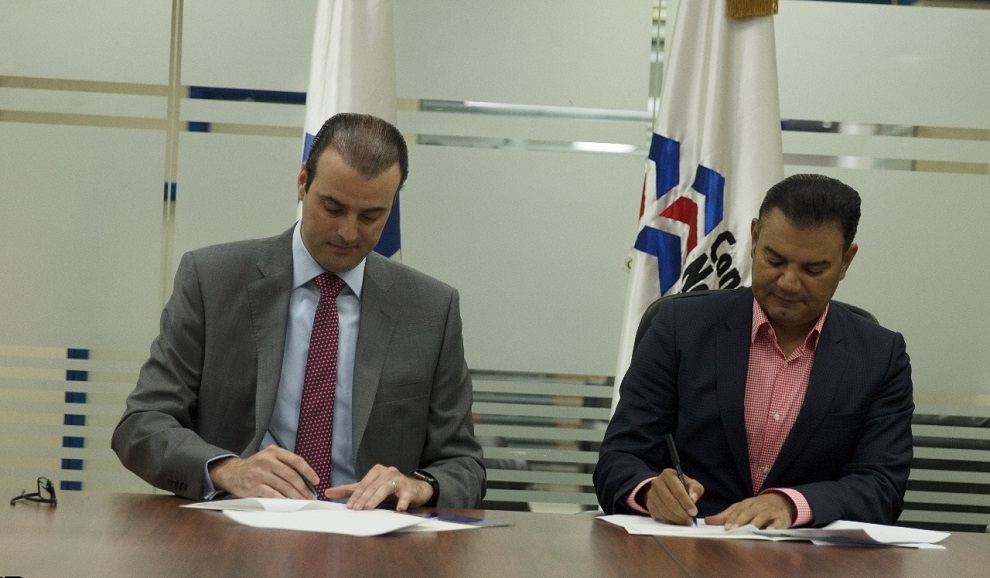 foto acuerdo cnc adoexpo