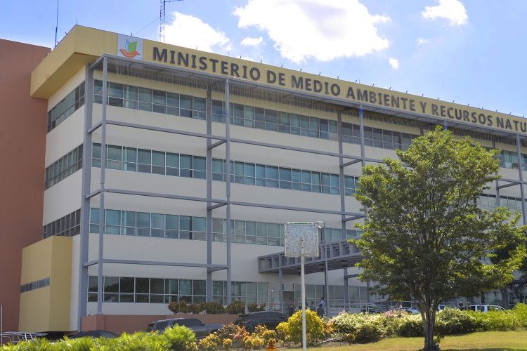 Fachada del Ministerio de Medio Ambiente y Recursos Naturales.