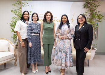 Jessica Valdez Martínez, Sabrina Andújar, Noelia García de Pereyra, Danissa Cruz y Julisa Hernández.