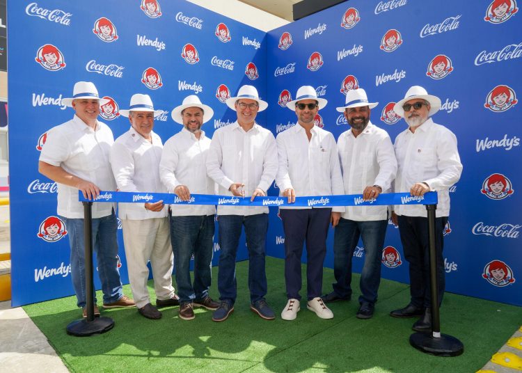 Mitchell Aguilera, Sebastián Ramallo, Ariel Sánchez, Fred Oscar Imbert, Frank Elias Rainieri, Osiris Pimentel y Etienne Sánchez.