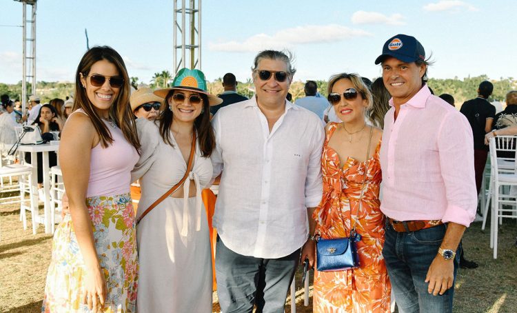 Francesca Ortiz, Lorena Catrain, Ryan Polanco, Isabel Puig y Juan Tomás Díaz.