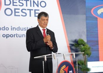 Peña, destacó el crecimiento industrial del municipio y su aporte de alrededor de 14% al PIB nacional.