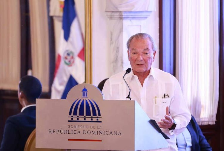 Rainieri enfatizó además en la necesidad de aumentar el gasto promedio turístico.