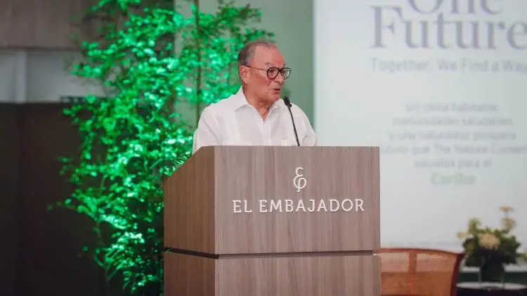 Frank Rainieri destaca enfoque de Grupo Punta Cana para resolver los desafíos ambientales.