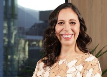 Rocío Velarde, gerente general de Citi República Dominicana, destaca que el desempleo juvenil sigue siendo un problema persistente y generalizado.