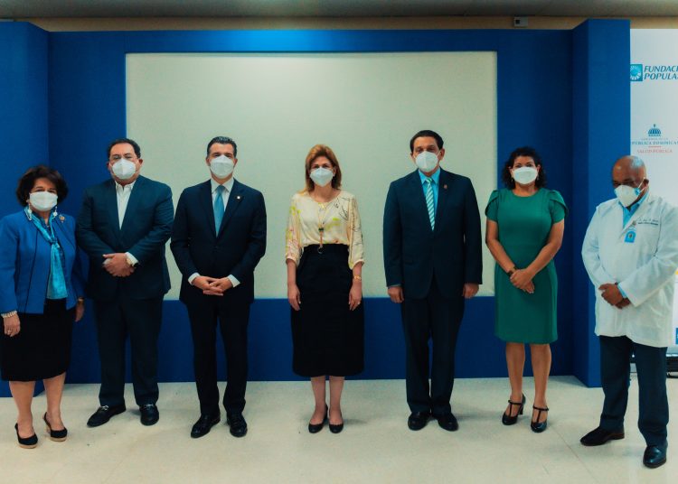 Gloria Selman, Mario Lama, Cristopher
Paniagua, Raquel Peña, Daniel Rivera, Sonia Vásquez y Jorge Jiménez.