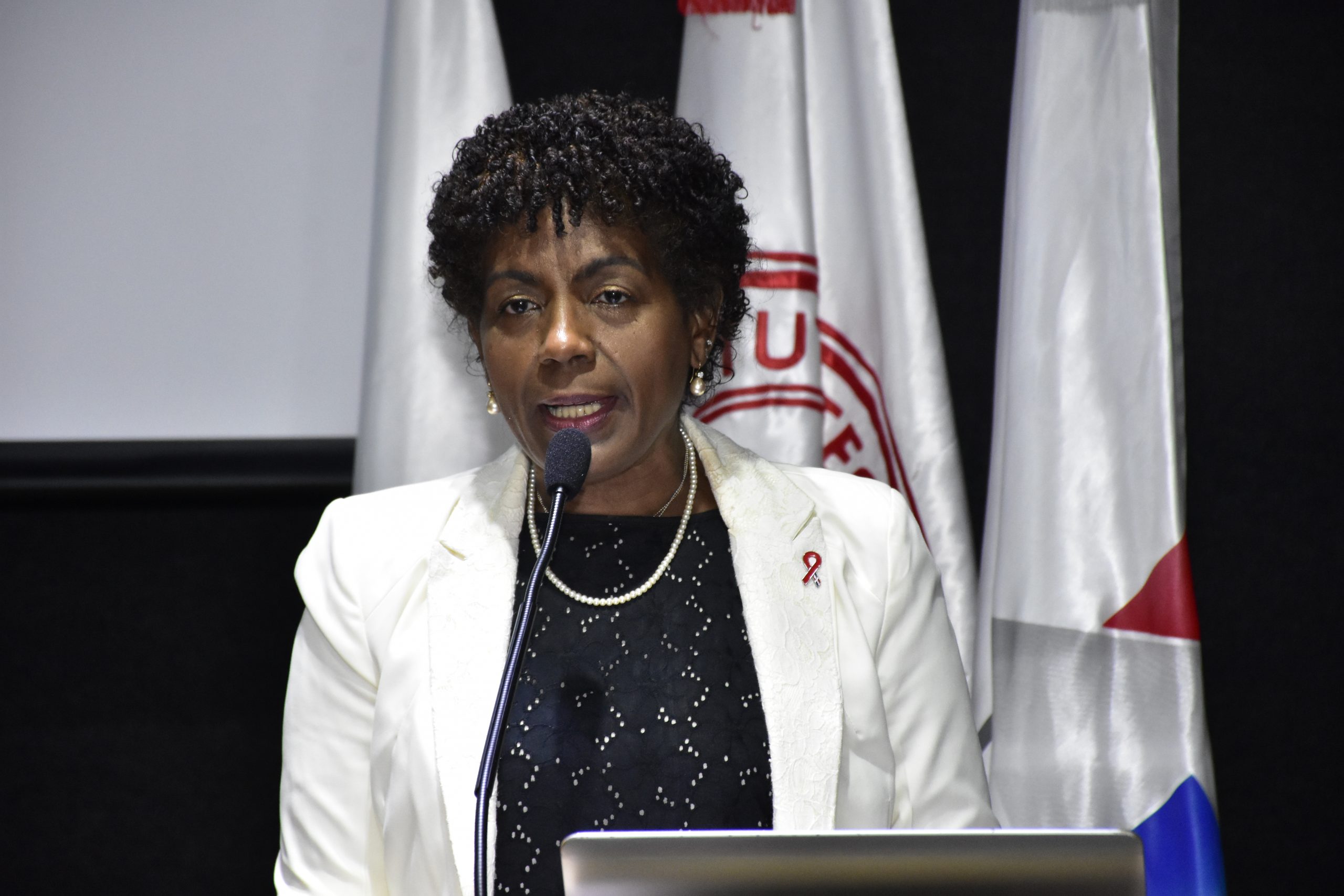 fátima lorenzo, coordinadora del centro de estudios de género de intec