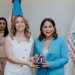 Reyes subrayó los avances alcanzados por RD en materia social, citando datos de la Cepal y del Banco Mundial que evidencian la reducción sostenida de la pobreza.