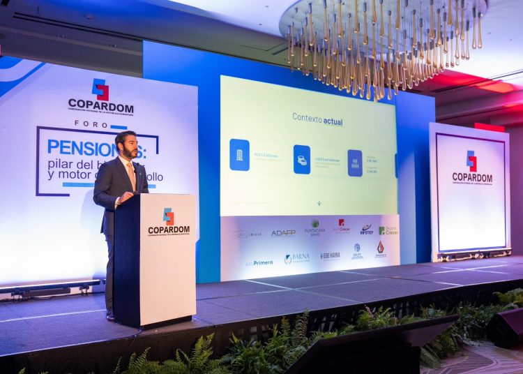 Francisco Torres, superintendente de Pensiones de República Dominicana, aborda edad de jubilación. - Fuente externa.