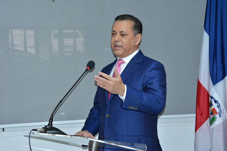 gabriel castro superintendente de valores