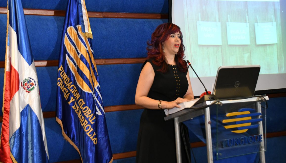 gastrocomunicana elaine hernández, directora de bocatips