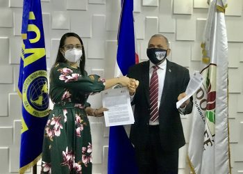 Gina Rosario Díaz y Leónidas Batista Díaz