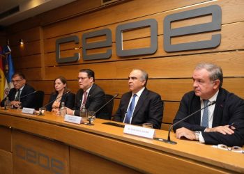 Sanz Lovatón afirmó que el país busca fortalecer la inversión, la innovación y el encadenamiento productivo con España.