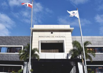 En segundo lugar, están las zonas francas con RD$39,127.4 millones, para un 11.5%.