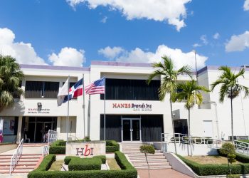 RD exporta más de 240 millones de camisetas marca HanesBrandsal año. | Fuente externa.