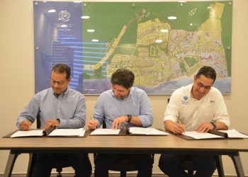 Héctor Baltazar, Roberto Borda y Jorge Subero Medina firman el acuerdo entre Cap Cana y ENSO. | Fuente externa.