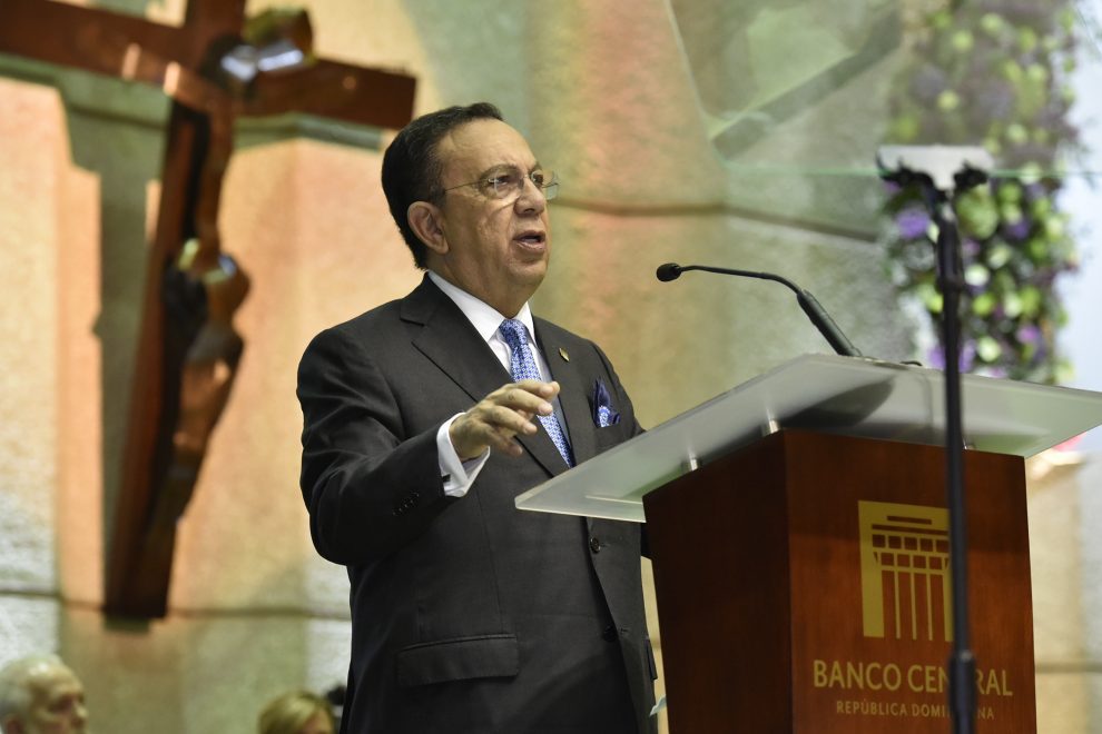héctor valdez albizu 71 aniversario banco central