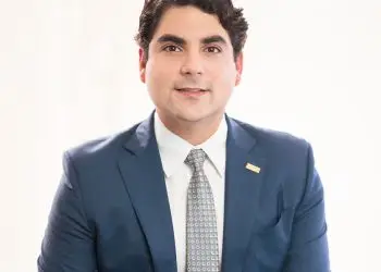 "Agradezco al presidente Luis Abinader por la confianza depositada en mi liderazgo y reafirmo mi compromiso de seguir contribuyendo al progreso de la nación con una visión estratégica e innovadora", expresó. 