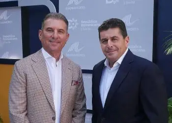Rafael Feliz German, presidente del Consejo de Administración de Karisma Hotels & Resorts y Jorge Feliz German, Presidente Karisma Hotels República Dominicana y Director General Karisma Hotels & Resorts.- Fuente externa.