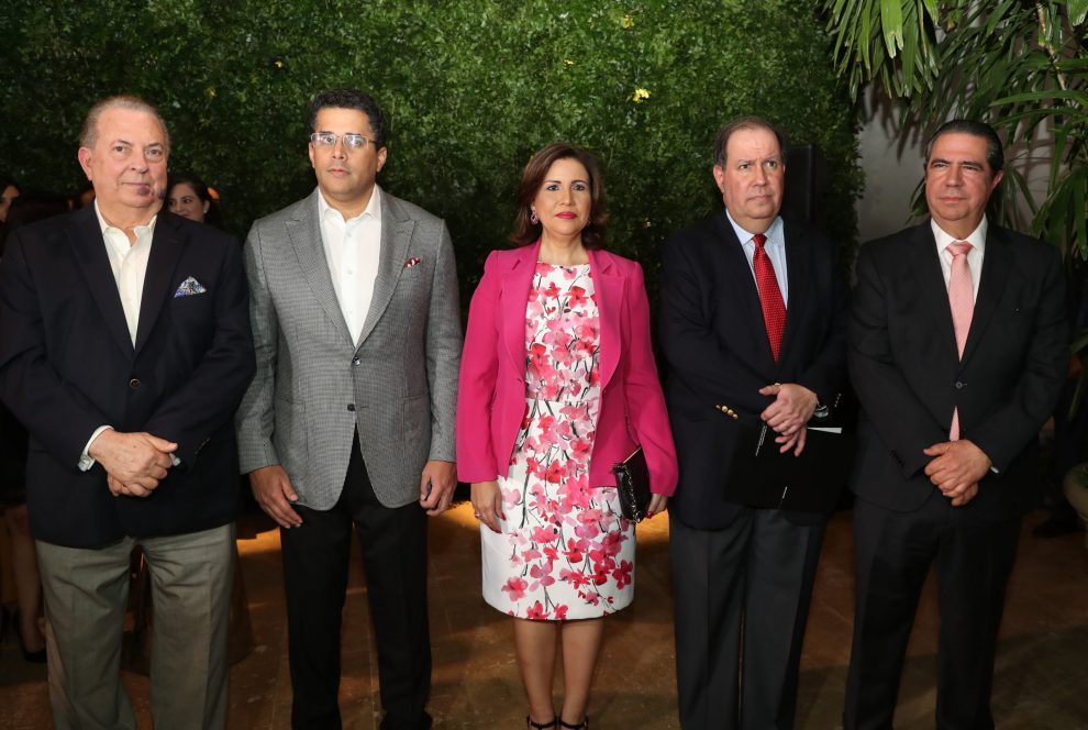inicia eduardo selman, david collado, margarita cedeño de fernández, felipe vicini y francisco javier garcía