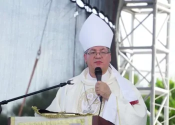 El obispo expresó que a pesar de tener una economía pujante, la realidad es que sólo un 10% de la población capta y exhibe esas bonanzas.