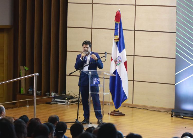 Ricardo Carramiñana, CEO de Eadic, expresó que Sabic se ha consolidado como escenario para proyectar el futuro del sector AEC.